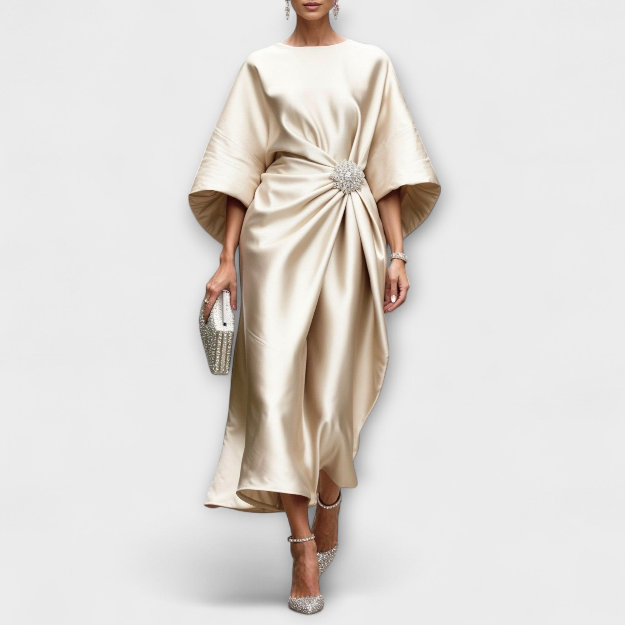 Luxe Shimmer Satin Langkleid