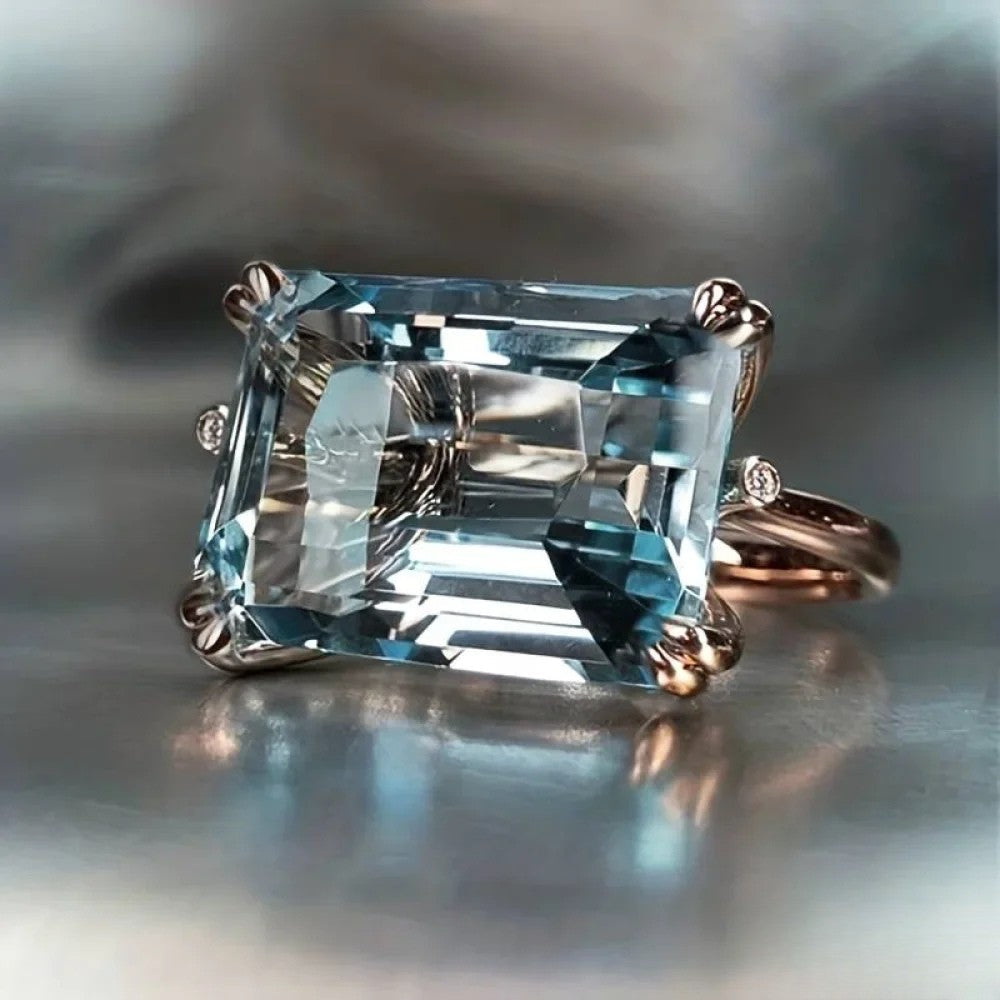 Klassischer Vintage Blau-Zirkonia-Ring