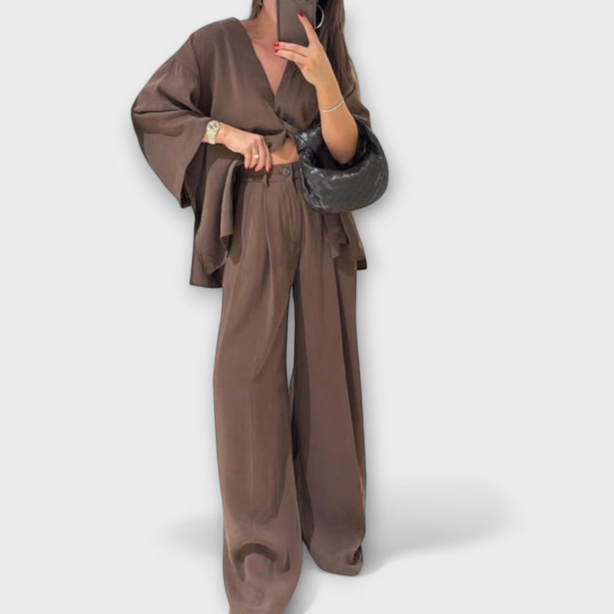 Jacqueline - Lässiges V-Ausschnitt Top und Hosen Duo