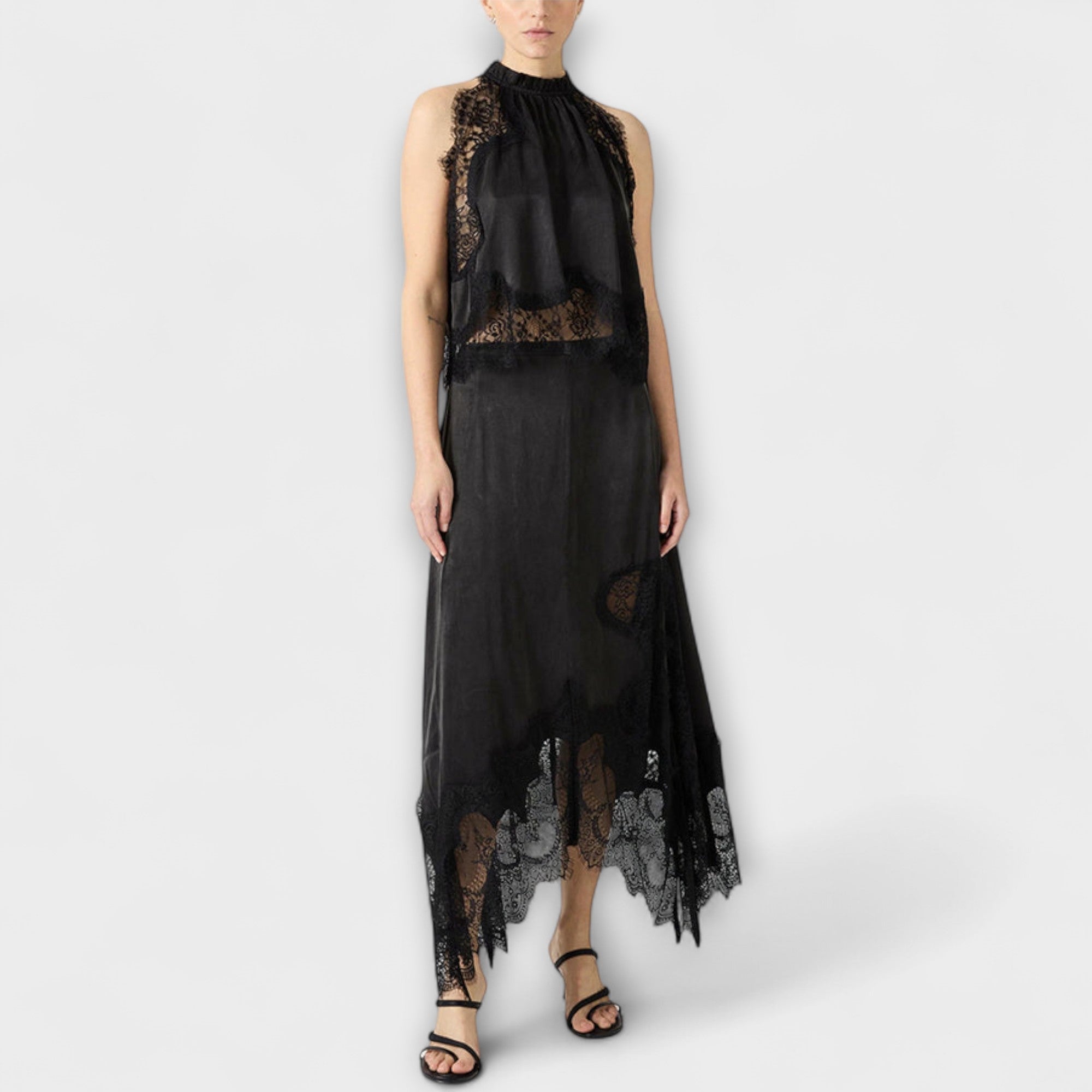 Kaia - Satinbluse mit Spitzenbesatz und Faltenkragen-Set