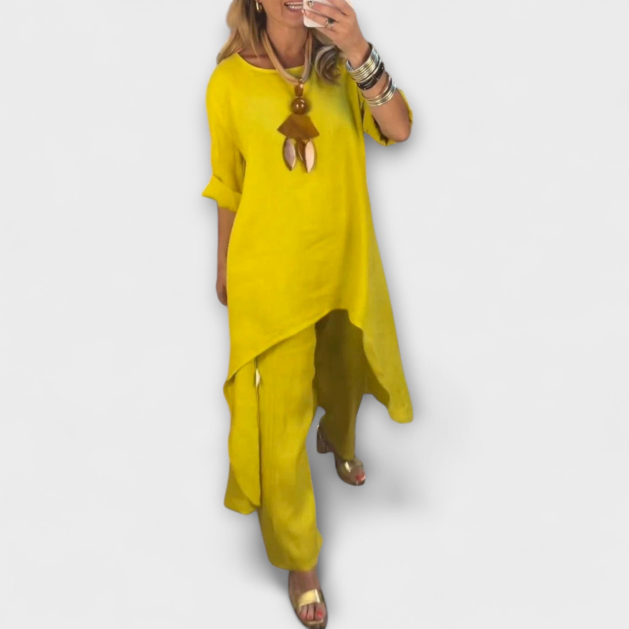 Tabea - Leinenanzug mit Rundhalsausschnitt