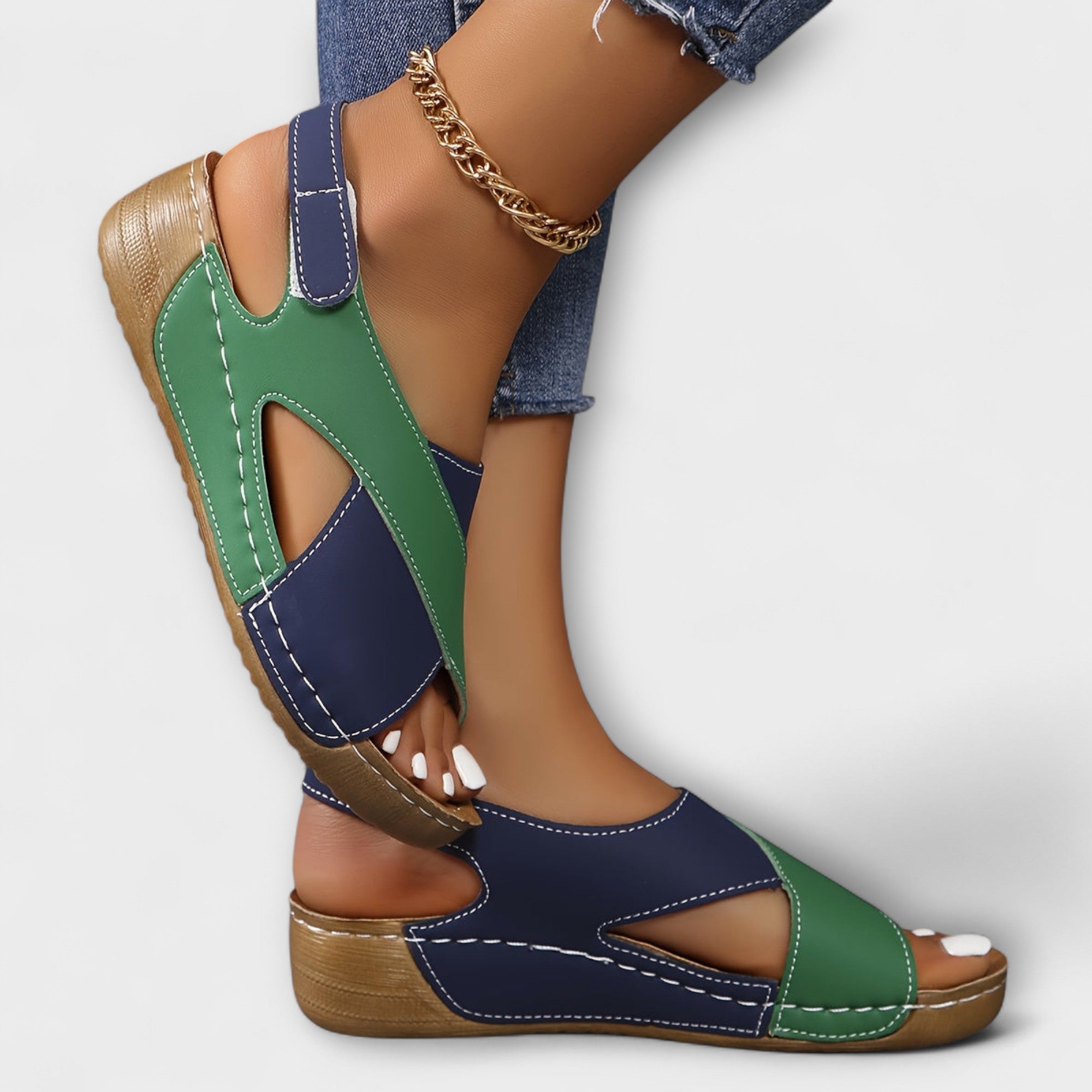 Aby - Orthopädische Atmungsaktive Wandersandalen für Frauen