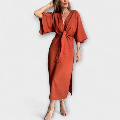 Holly - Lässiges Kleid mit V-Ausschnitt und Bindeband