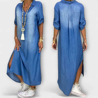 Lea - Langes Denim-Look Kleid mit seitlichem Schlitz