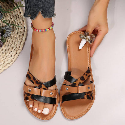 Leopard-Cross-Strap-Sandalen
