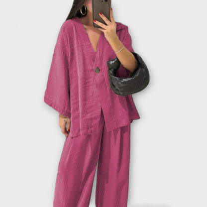 Jacqueline - Lässiges V-Ausschnitt Top und Hosen Duo