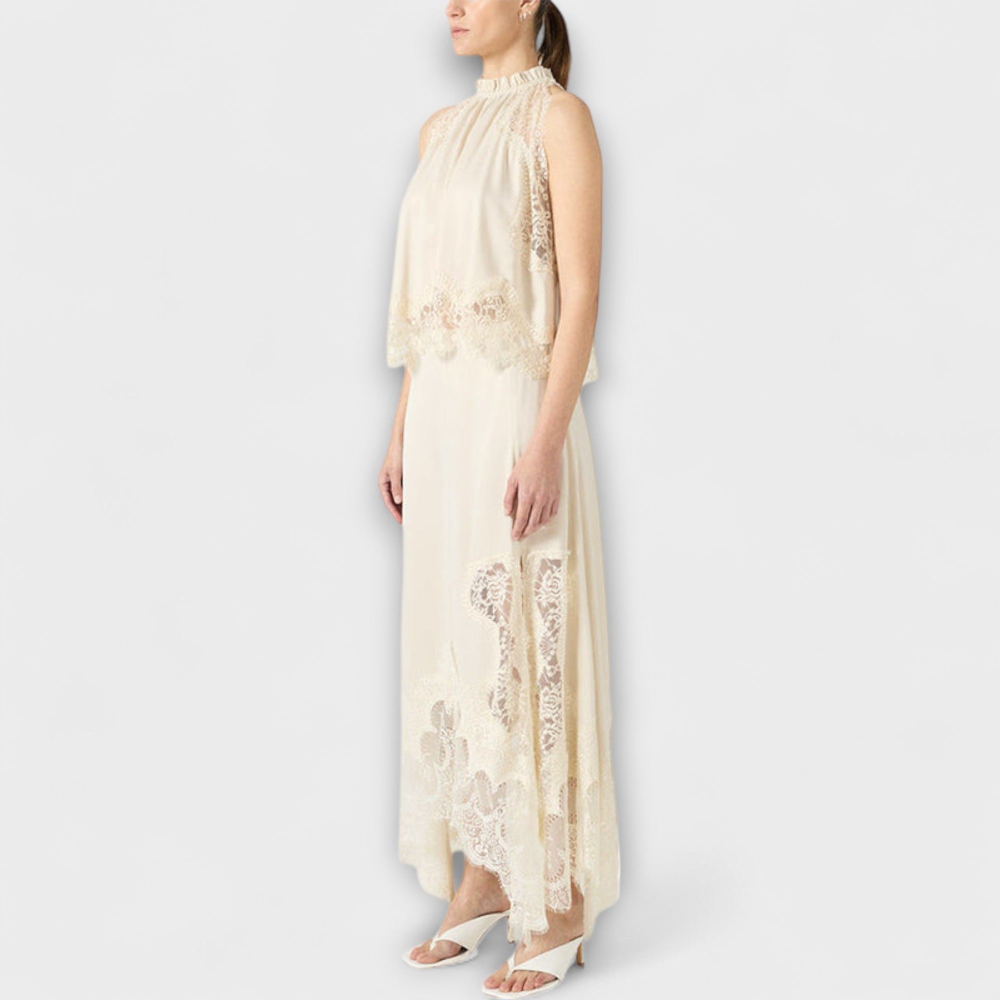 Kaia - Satinbluse mit Spitzenbesatz und Faltenkragen-Set