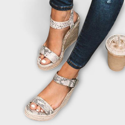 Elizabeth - Stylische Damenschuhe mit Riemen