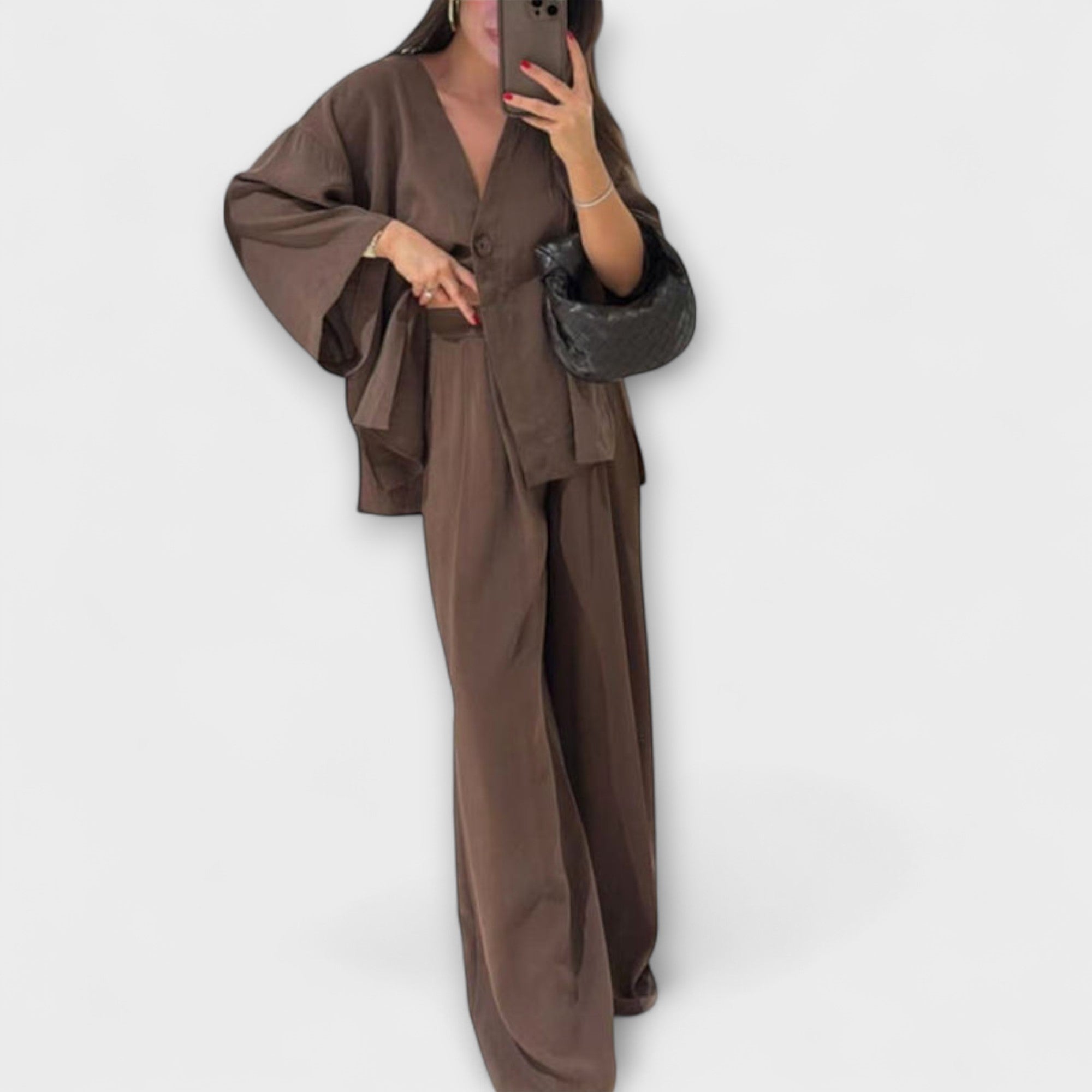 Jacqueline - Lässiges V-Ausschnitt Top und Hosen Duo