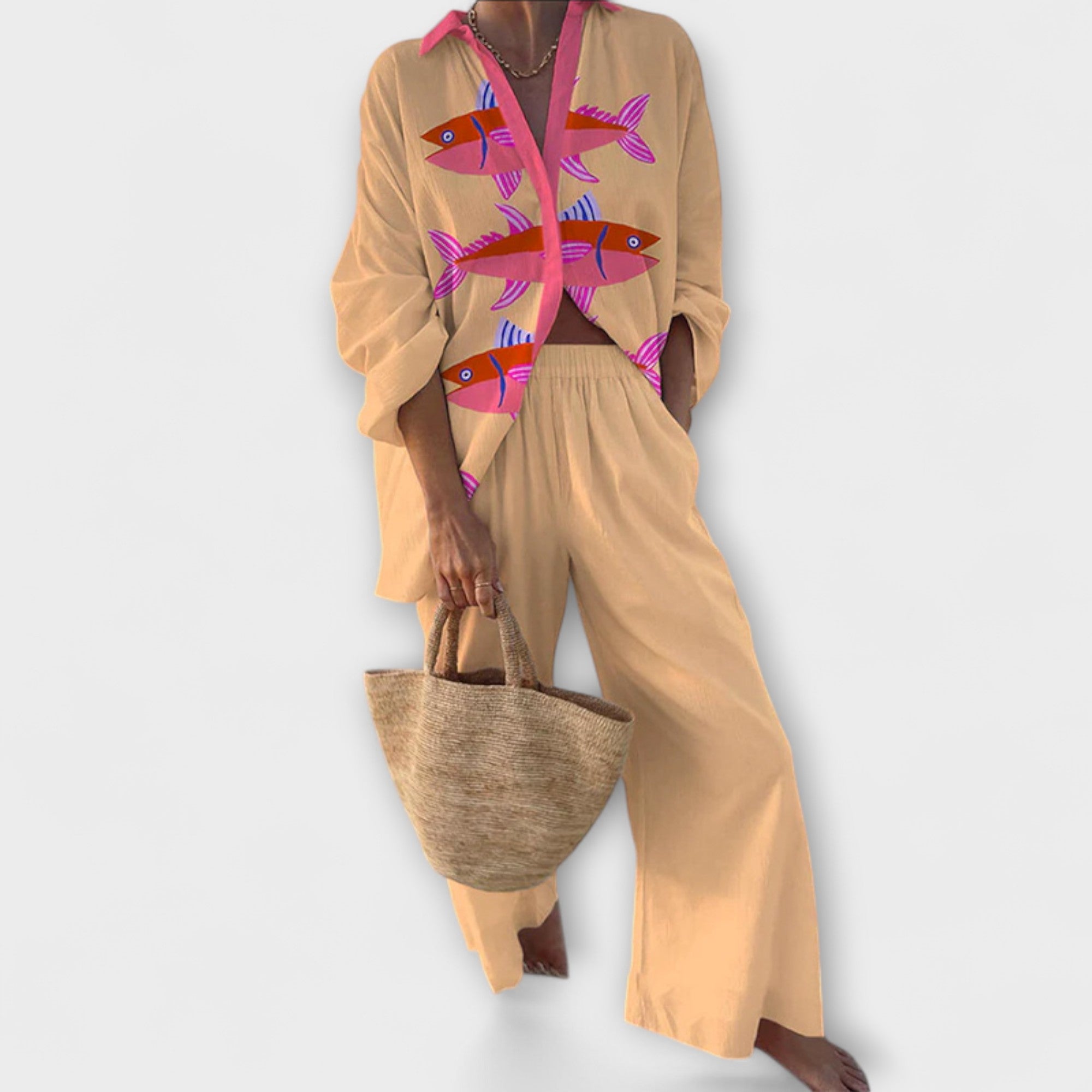 Evalisse – Leinenanzug mit Fischmuster