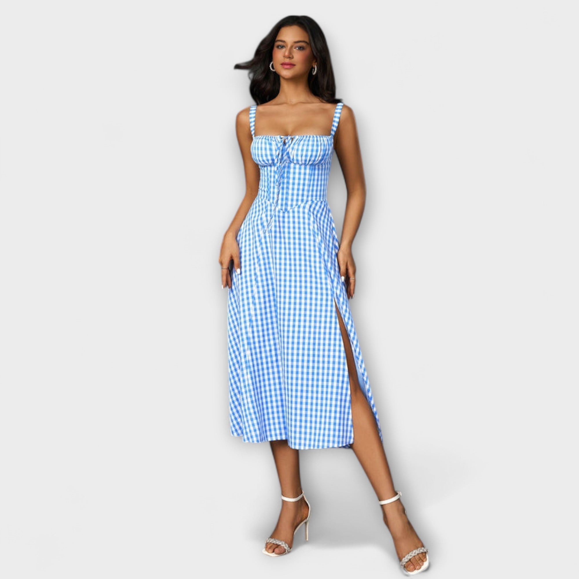 Hoffnung - Rüschentop-Kleid mit Schlitzdetail