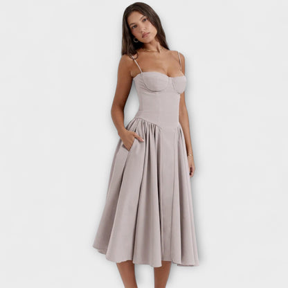 Rosalie - Raffiniertes ärmelloses Korsettkleid