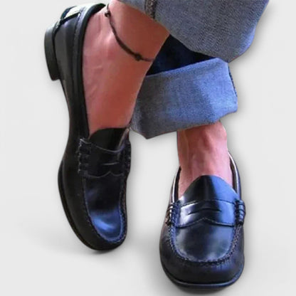 Klassische Damen Hausschuhe