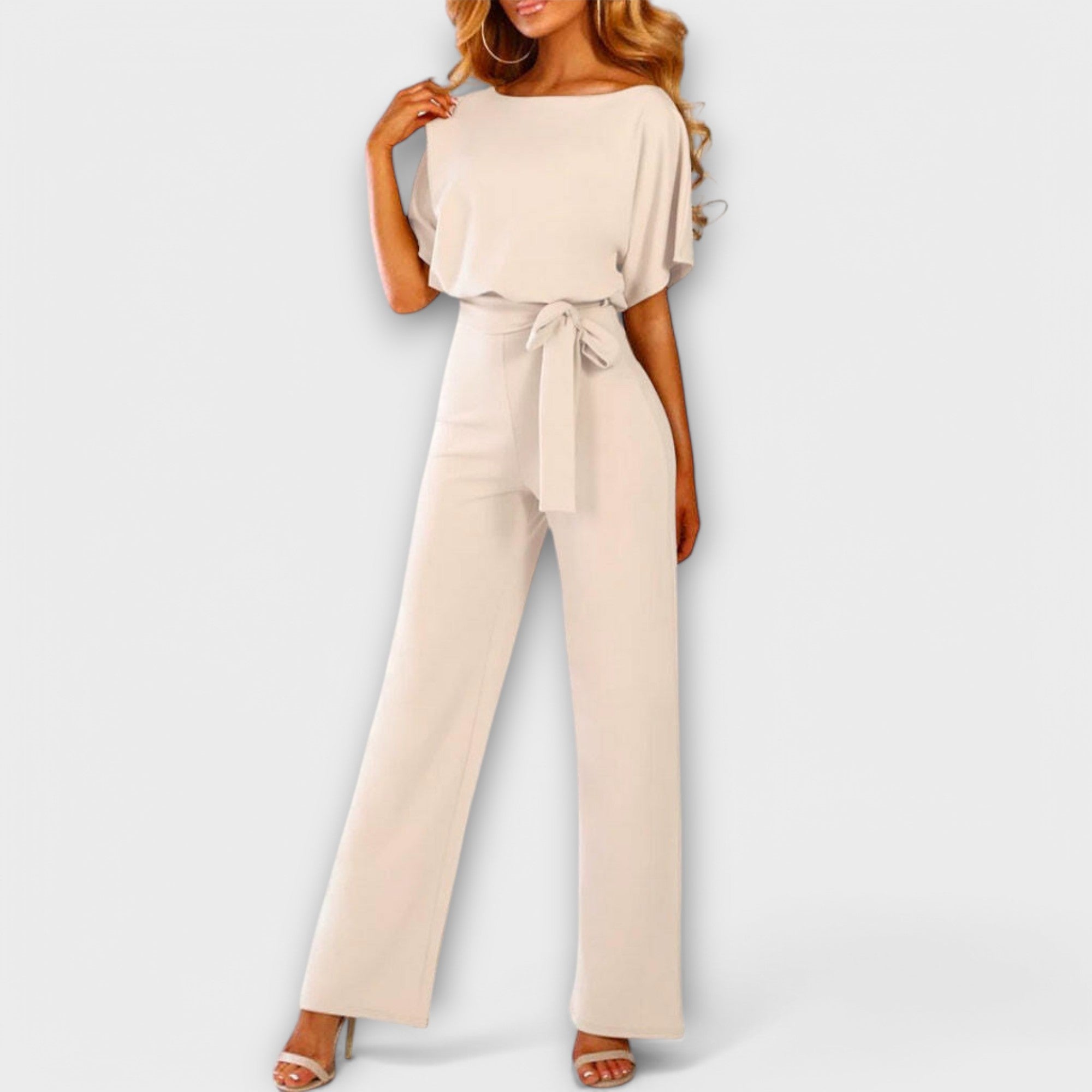 Stylischer und einfacher Jumpsuit