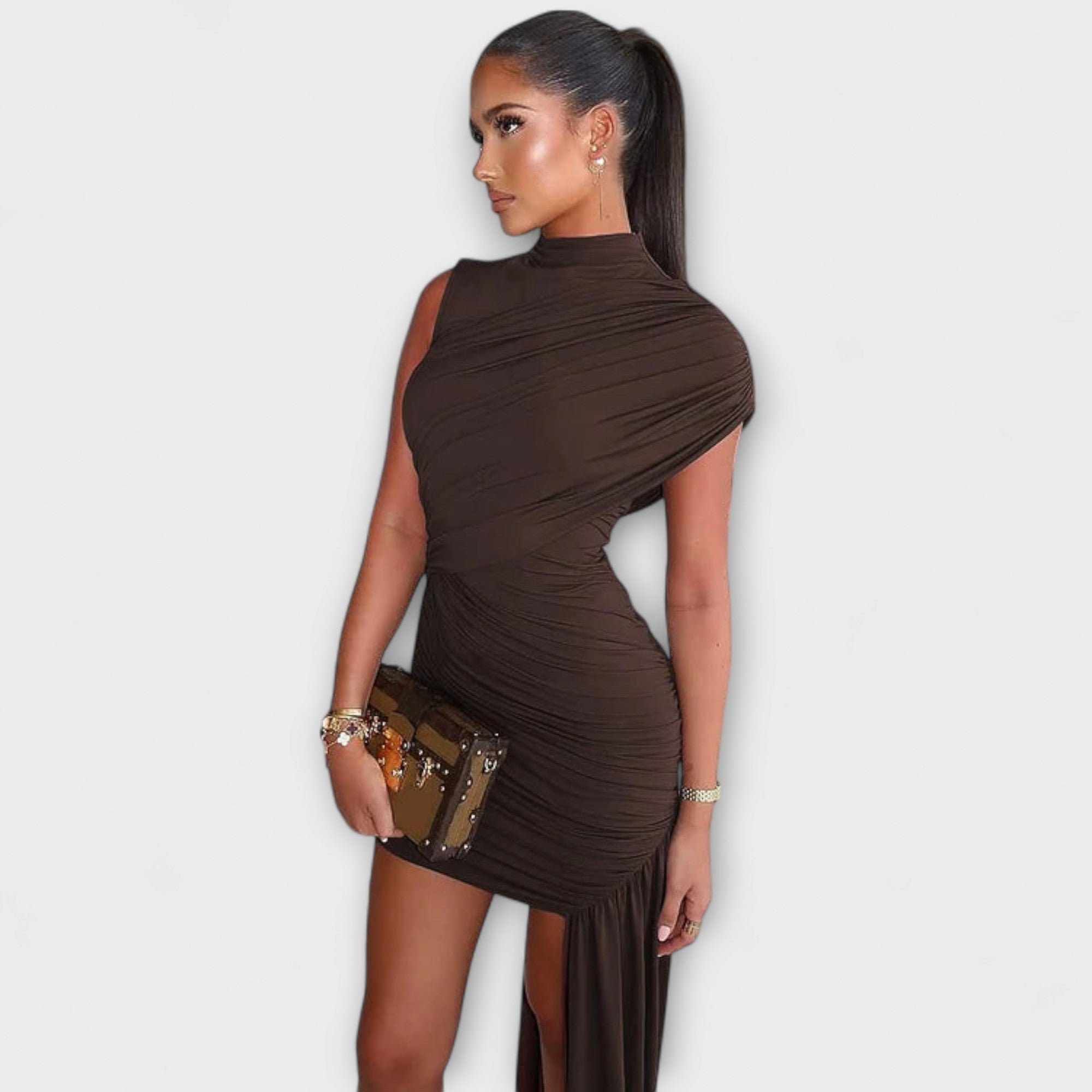 Lila - Stilvolles, figurbetontes Kleid mit rundem Ausschnitt und Falten