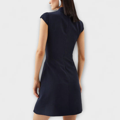 Elowen - Militär-inspiriertes Patchwork-Minikleid mit hohem Kragen